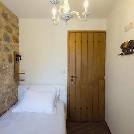 The House Of Life Pirgos (Mani)