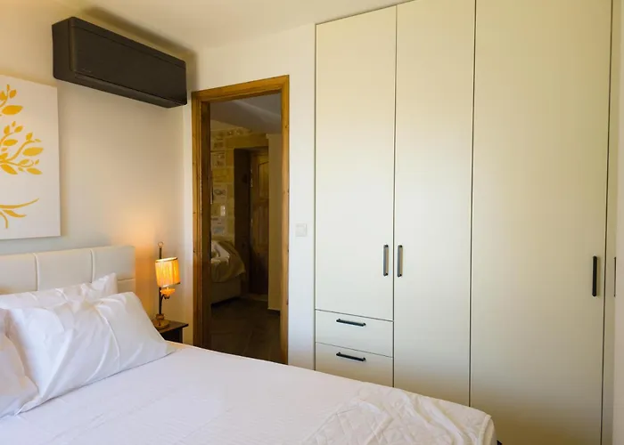 Aparthotel The House Of Life Pírgos