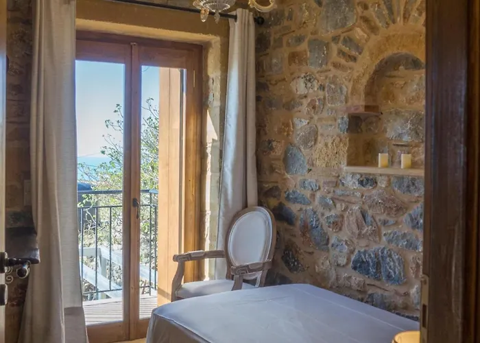 The House Of Life 3* Pírgos